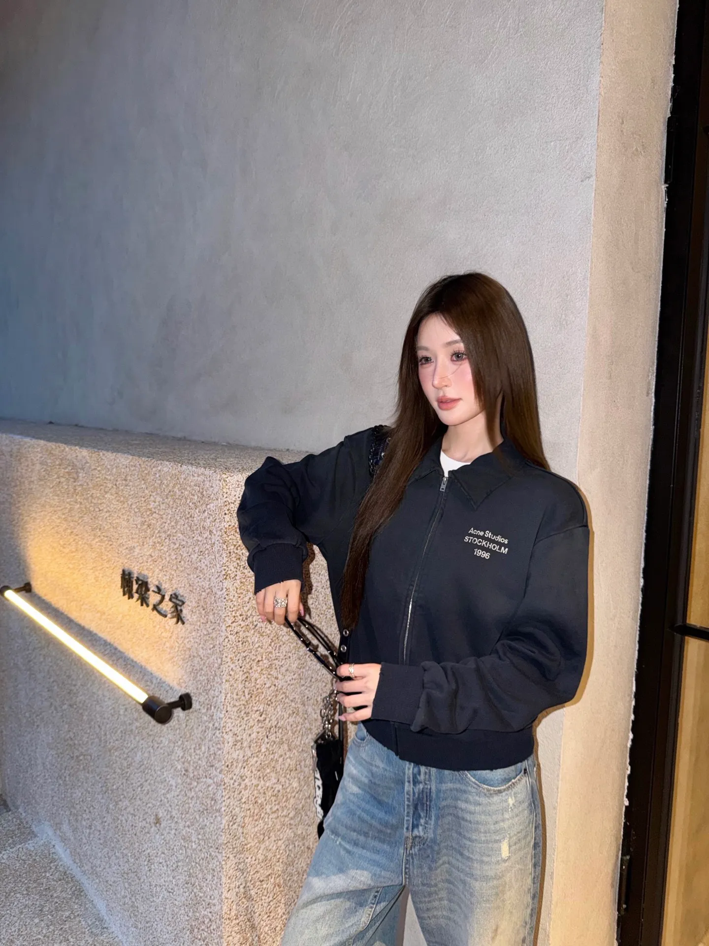 【Female model picture】